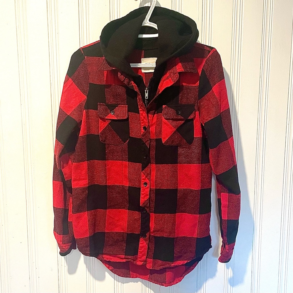 2 for $30 ⭐️ Ci Sono Red and Black Plaid Hooded Top woodland